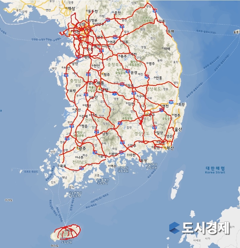 한국에서는 전국 30곳에 정밀도로지도가 구축됐으며 총 거리는 약 6,700km다. (출처: 국토지리정보원)